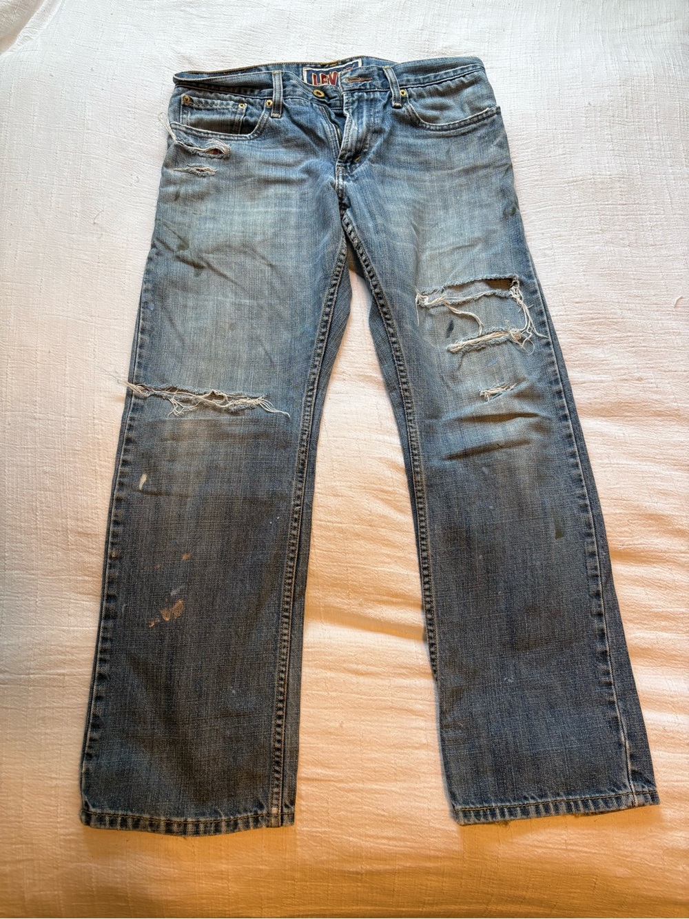 Levi's Men's Light Blue Distressed Straight Jeans
